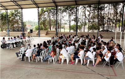 Presidente da Câmara defende retorno da parceria com jovens