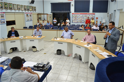 Reuniões voltam a ocorrer na próxima segunda-feira