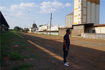 Poneis solicita informações sobre a construção dos bolsões de estacionamento no centro