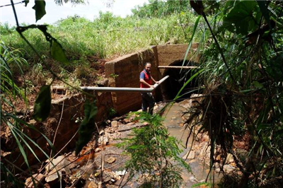 Poneis solicita vistoria em tubulação de águas pluviais